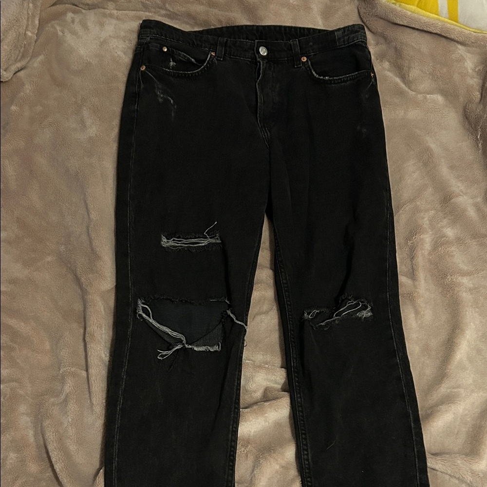 H&M Black Distressed Boyfriend Jeans
